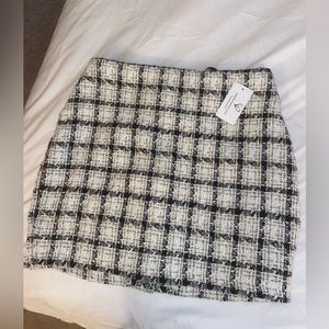 Windsor, size small, brand new mini skirt